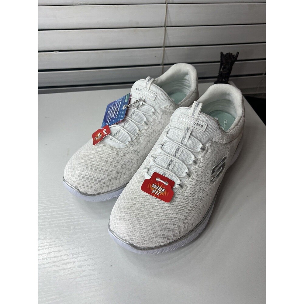 SKECHERS  Woman's Summits-Cool Classic White 10 Nursing Athletic Shoe